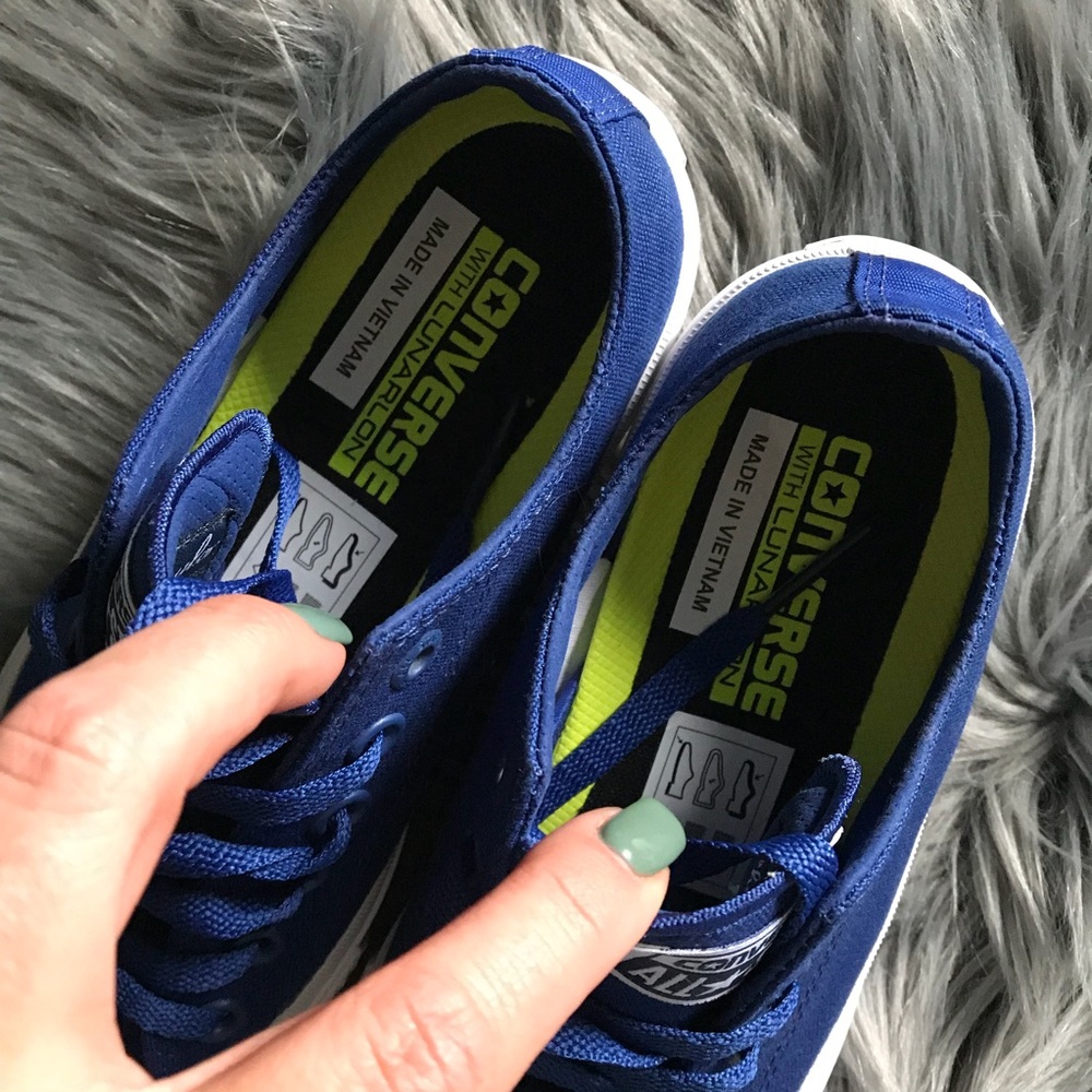 NEW 🎁 WOMENS CONVERSE ALLSTAR II • SZ 5 - Picture 3 of 8